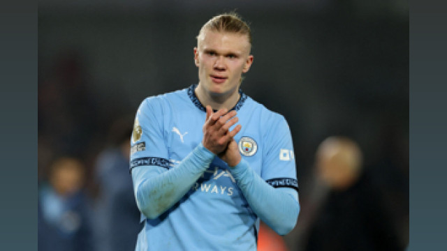 مانشستر سيتي 2025: صفقات وترتيبات قوية للموسم الجديد