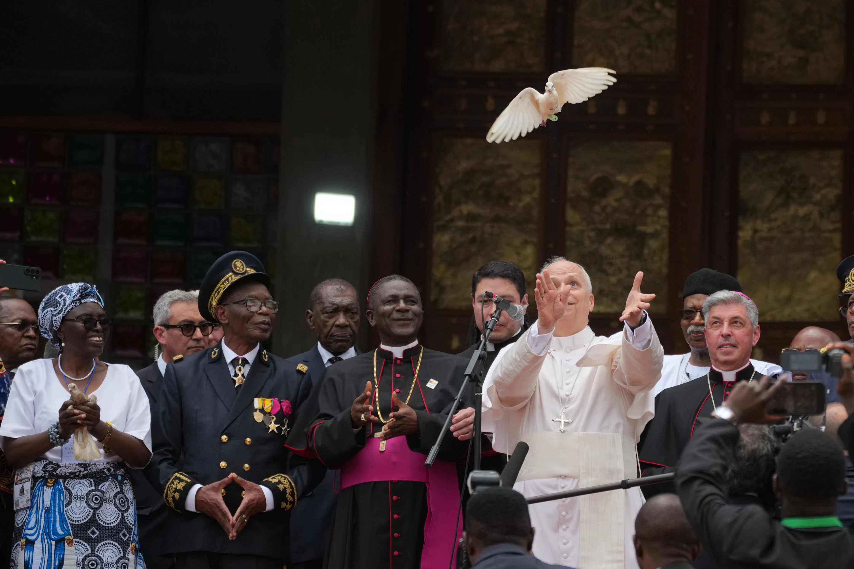 Bilan de la tournée africaine du Pape Léo XIV : entre prophétie courageuse et compromis douloureux