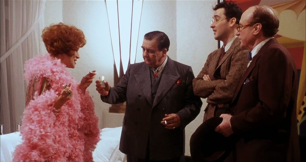 Bullets Over Broadway Screenshot
