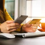 Profesorii primesc 1.500 de lei la părăsirea sistemului educațional