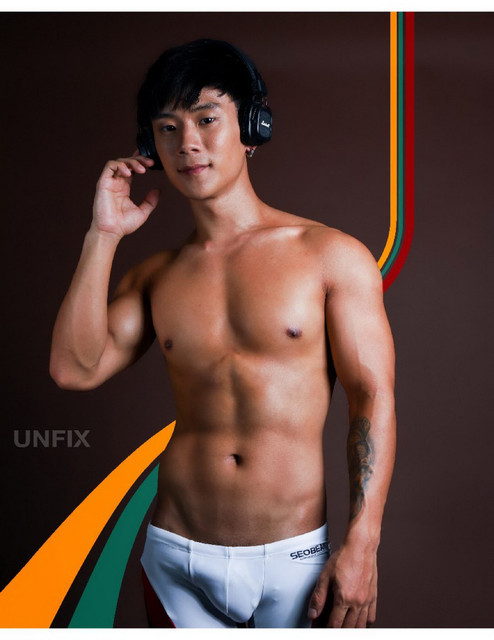 UNFIX1 032