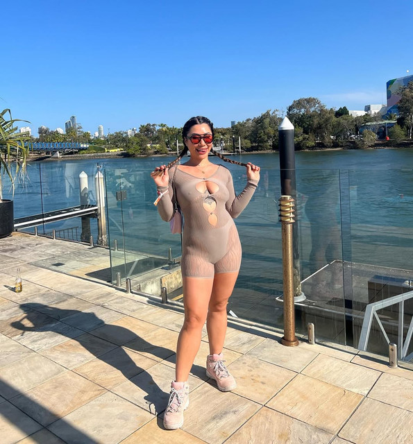 25