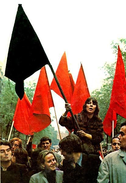 Photographie de Manifestations à Astabad, dans le quartier populaire de Mhorj