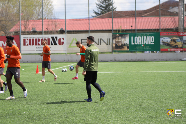 IMG-4869.jpg