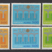 561