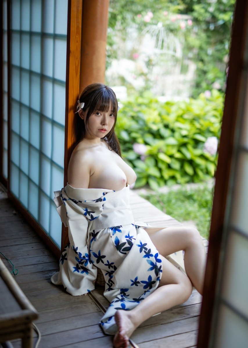 六味帝皇酱 夏日和服 013