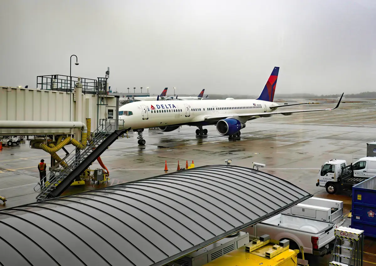 Thousands of Flights Disrupted as FAA Ground Stops Hit Major Airports