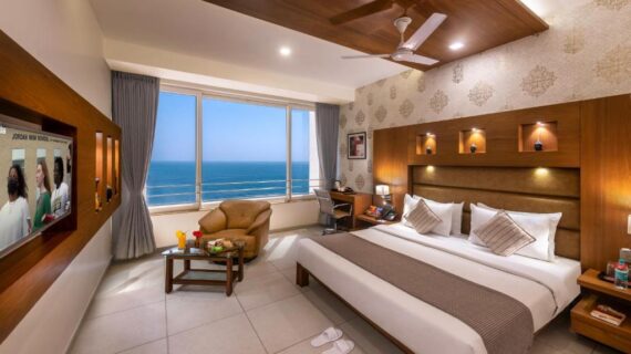 Suite Room, largest room at Shree Sagar Darshan Guest House Somnath