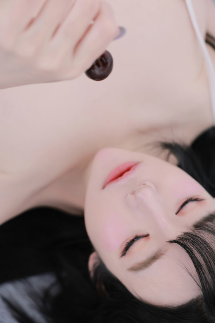 064
