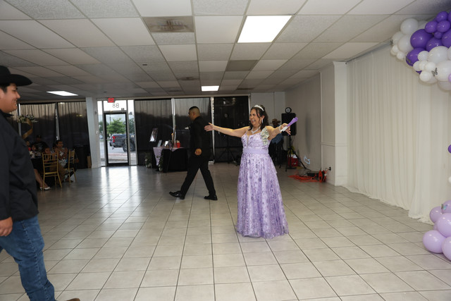 IMG-1195