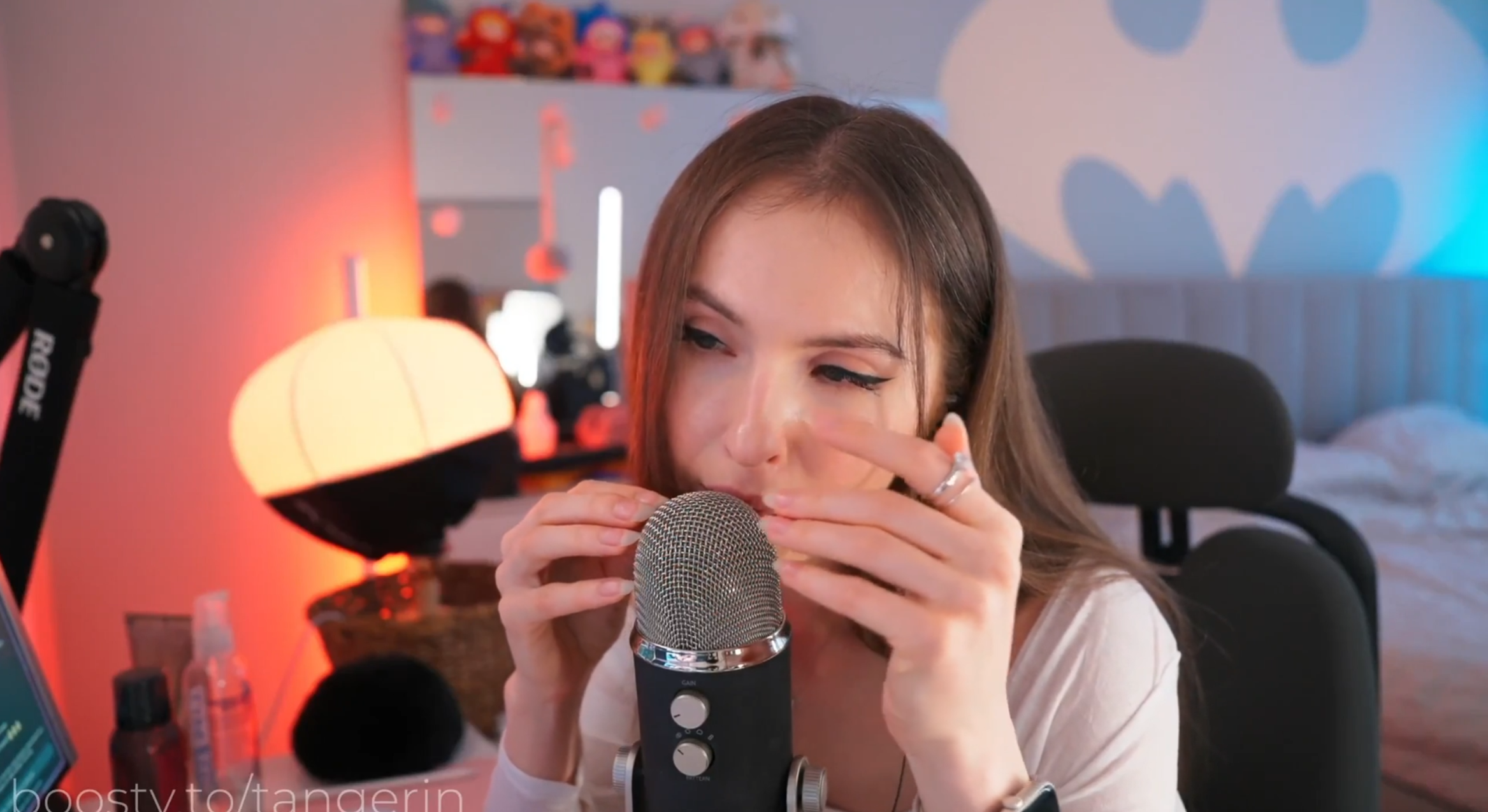 Blue Yeti Licking [ Tangerin ]