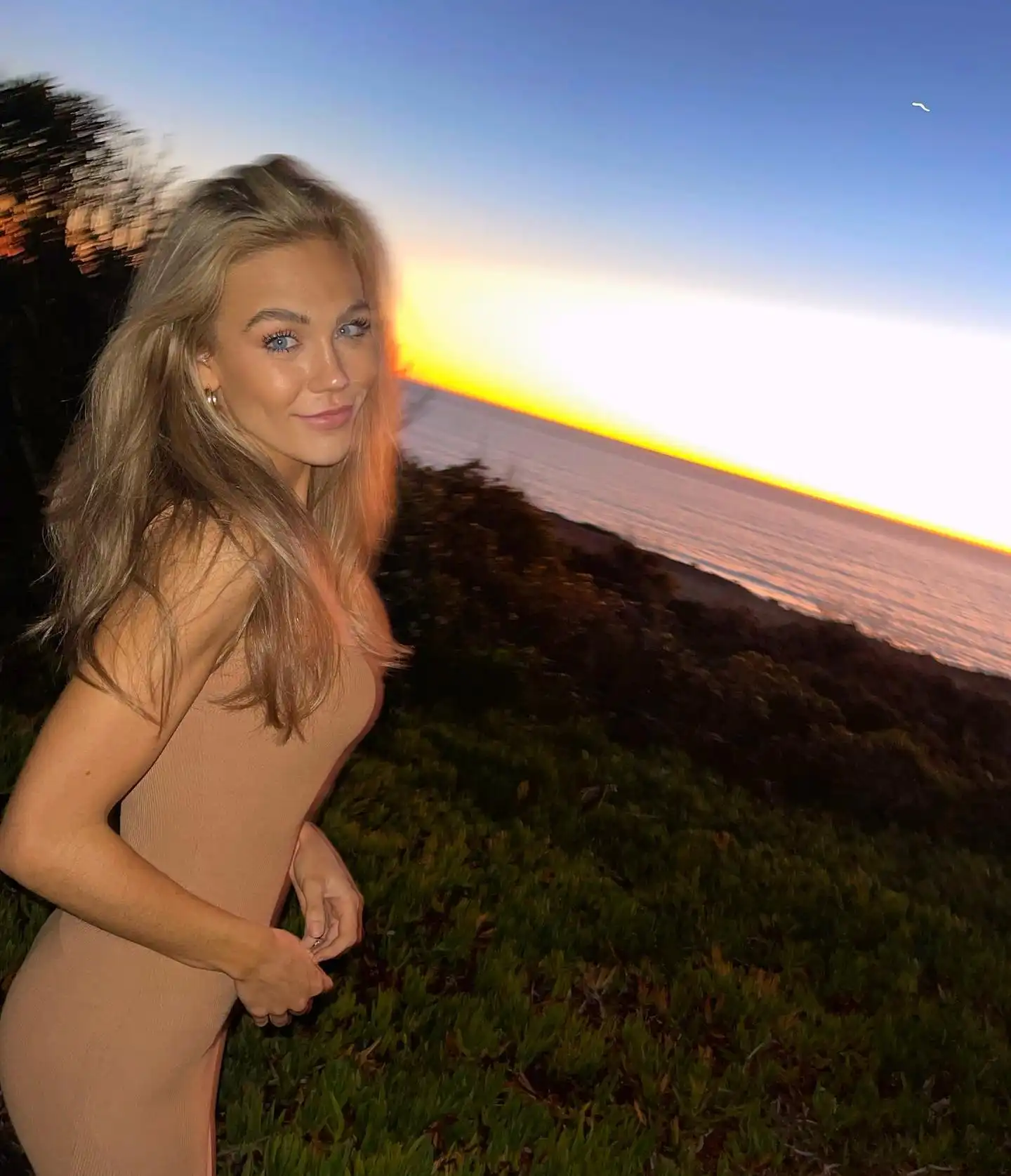 Victoria Peyton Wallpapers Insta Fit Bio (7)
