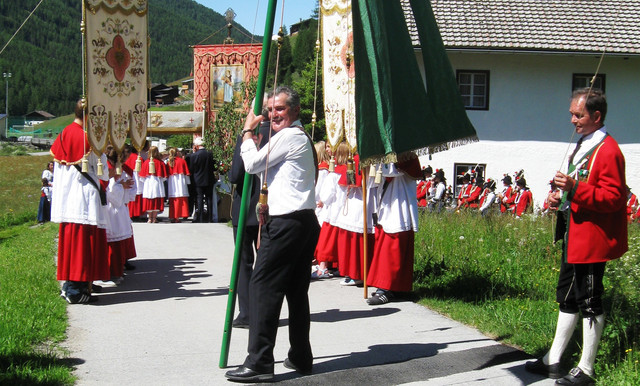IMG 0075 Prozession.jpg