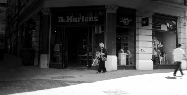 L1460485-Edit