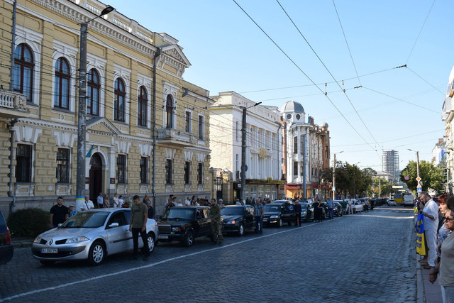 01.jpg