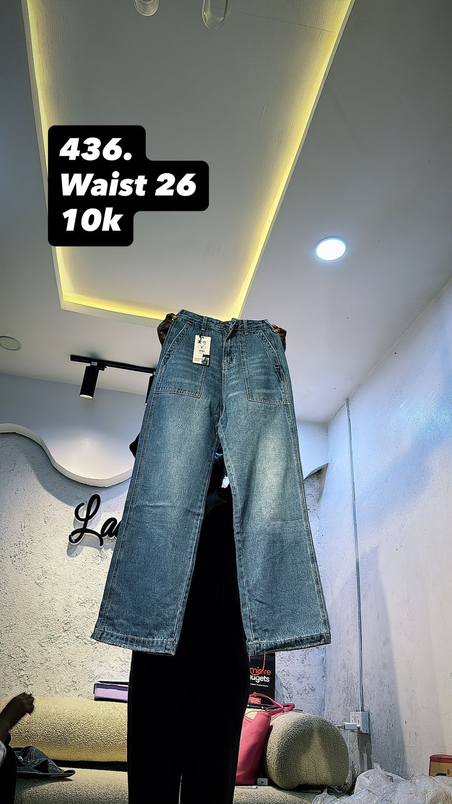 Waist 26