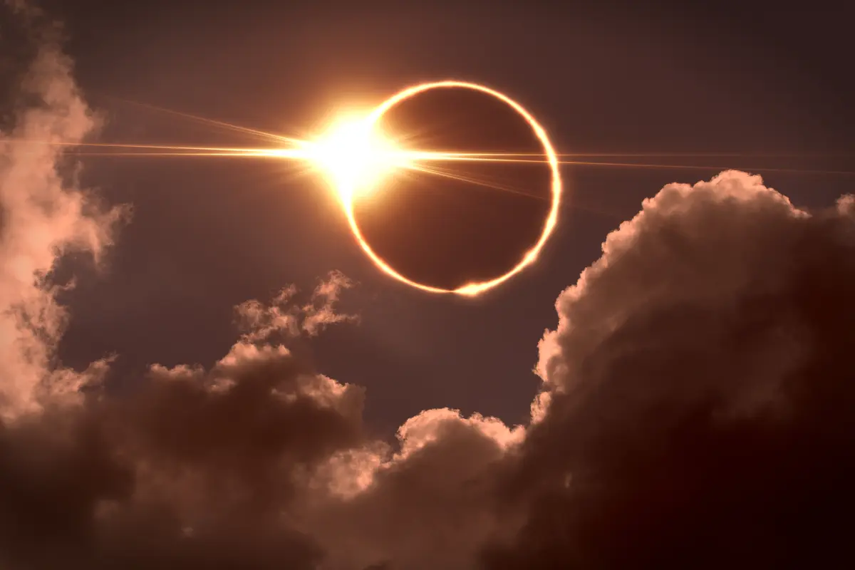 Eclipsa de Soare din 2026: Unde o vezi cel mai bine în România?