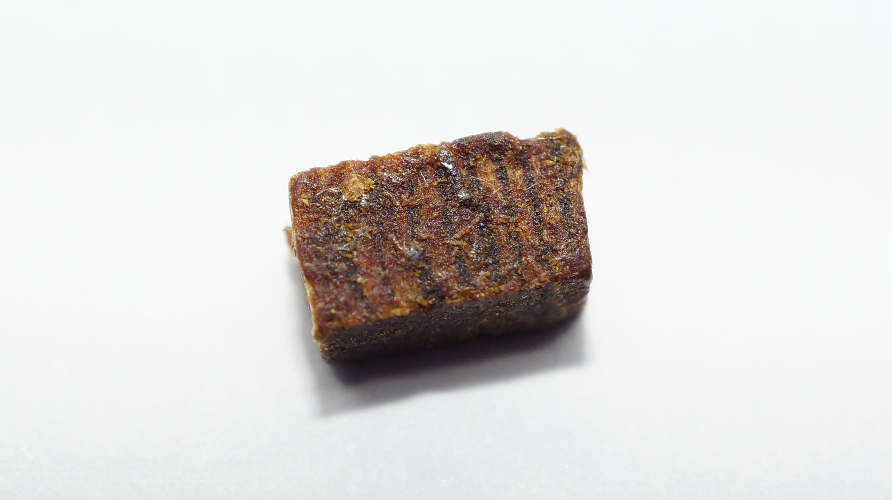 [Ouddict.com] Oud Wood
