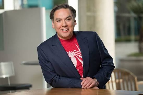 SHAWN LAYDEN QUESTIONA DECISÃO DA SONY DE REDUZIR PORTS SINGLEPLAYER PARA PC