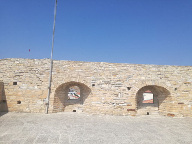 cesmecastle10.jpg