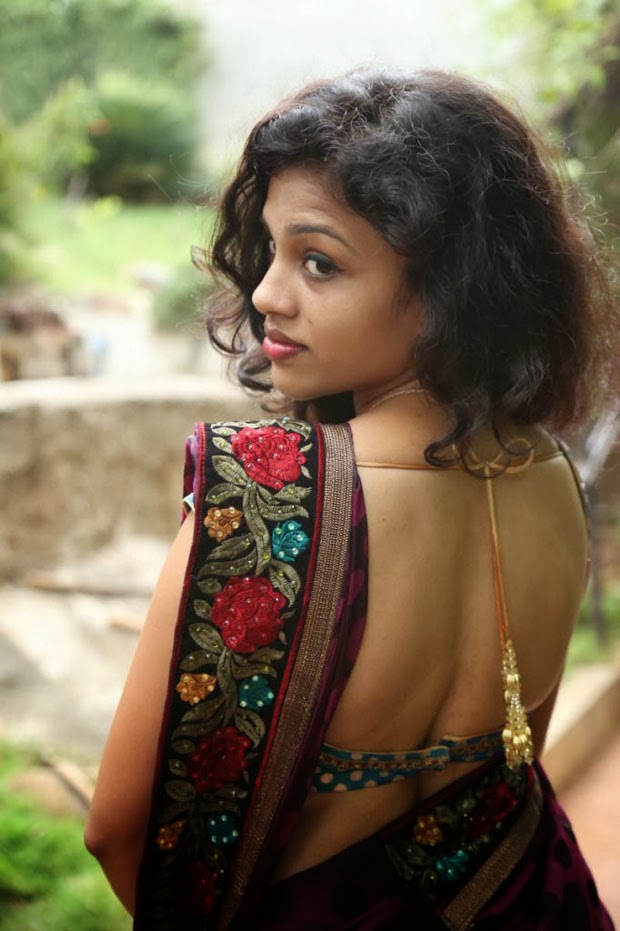 [Image: Teej-Actress-Chaitra-Hot-Photos-11.jpg]