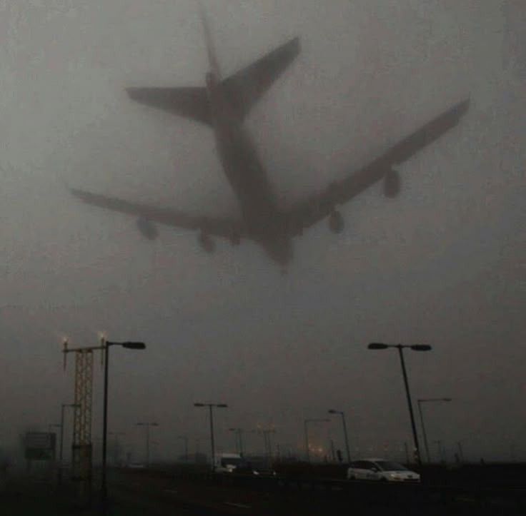 Avion tarmac Avion tarmac