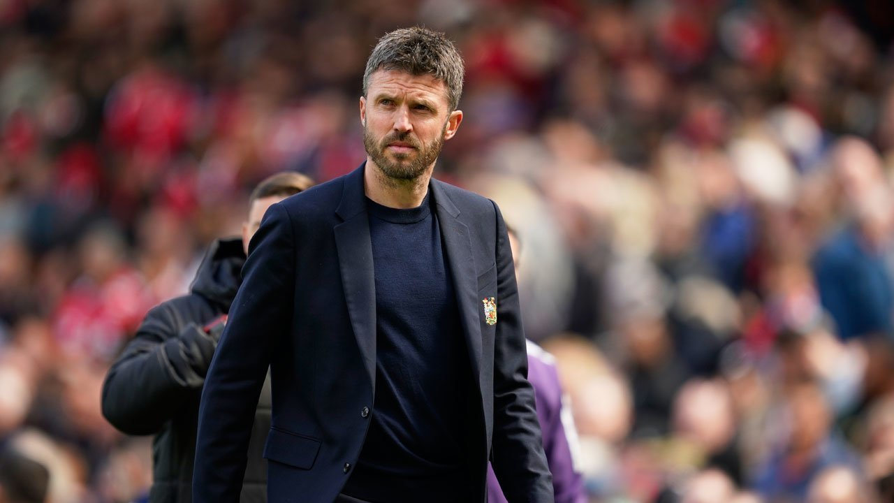 Michael Carrick Janjikan Manchester United yang Lebih Atraktif dan Berbahaya di Musim 2026/2027