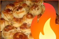 Постер Праздничные плюшки с финиковой начинкой