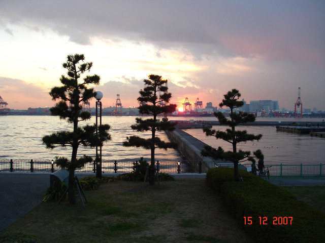 2007-12-15-12