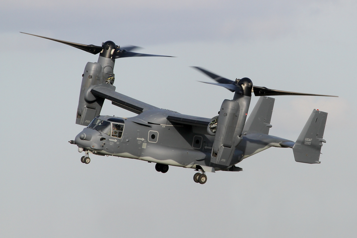 Cv22 Fast Roping The CV-22 at Mildenhall. - Aviation Photography - Britmodeller.com