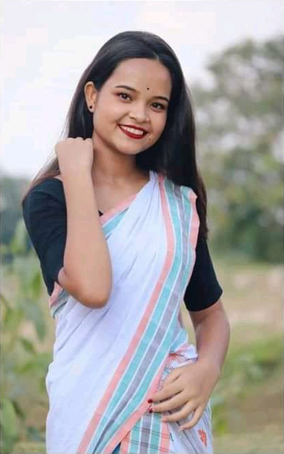 ট্ৰাকে মহটিয়াই নিলে বাইক, নৱম শ্ৰেণীৰ ছাত্ৰী অংকিতাৰ অকাল মৃত্যু 3 22