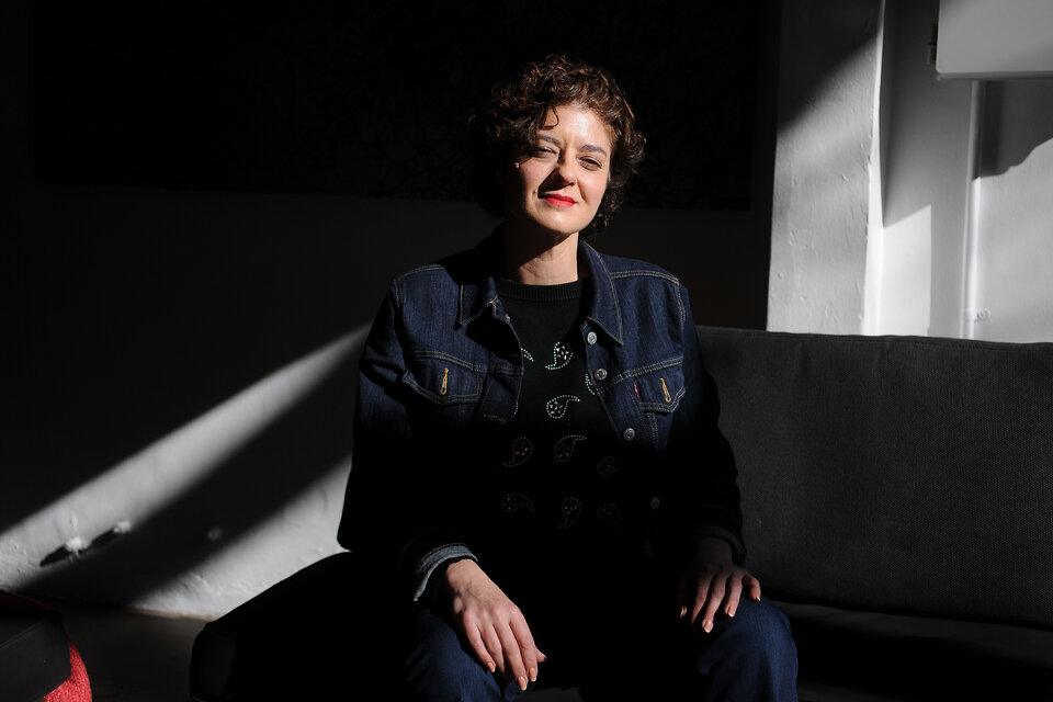 Anahí Berneri dirige Lo que se Pierde se Tiene para Siempre, en Dumont 4040