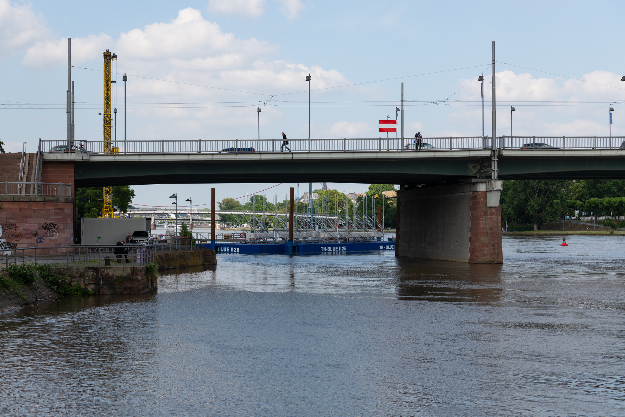 D85-0759.jpg