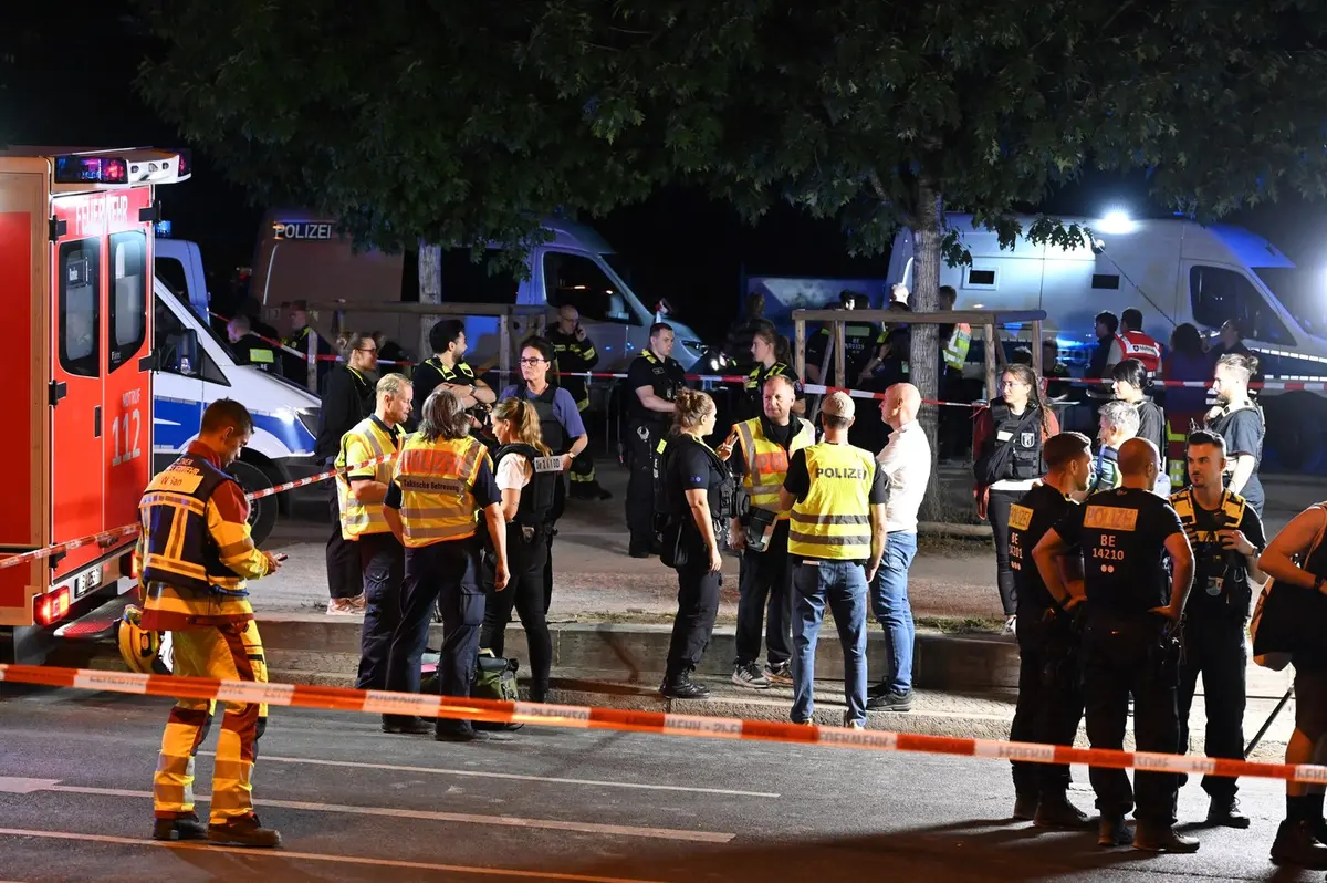 Doliu la Berlin: Atac sângeros în timpul paradei Pride, un mort și 16 răniți