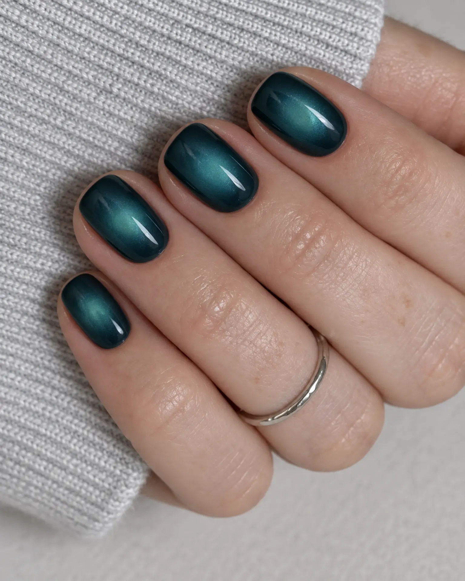 Deep Teal Aura manicure inspiration for dark aura nail ideas