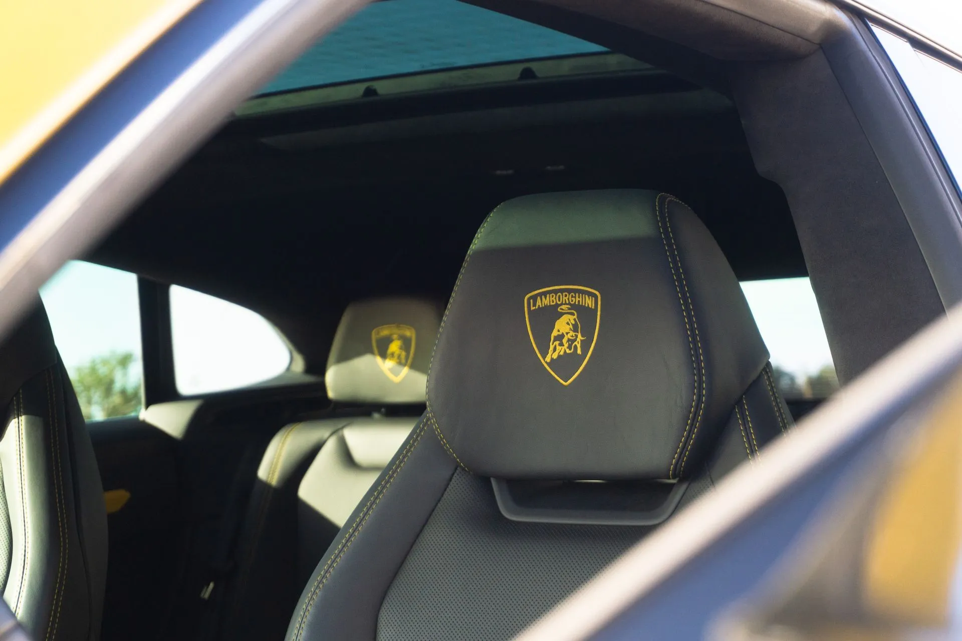 Lamborghini Urus Widebody photo 5