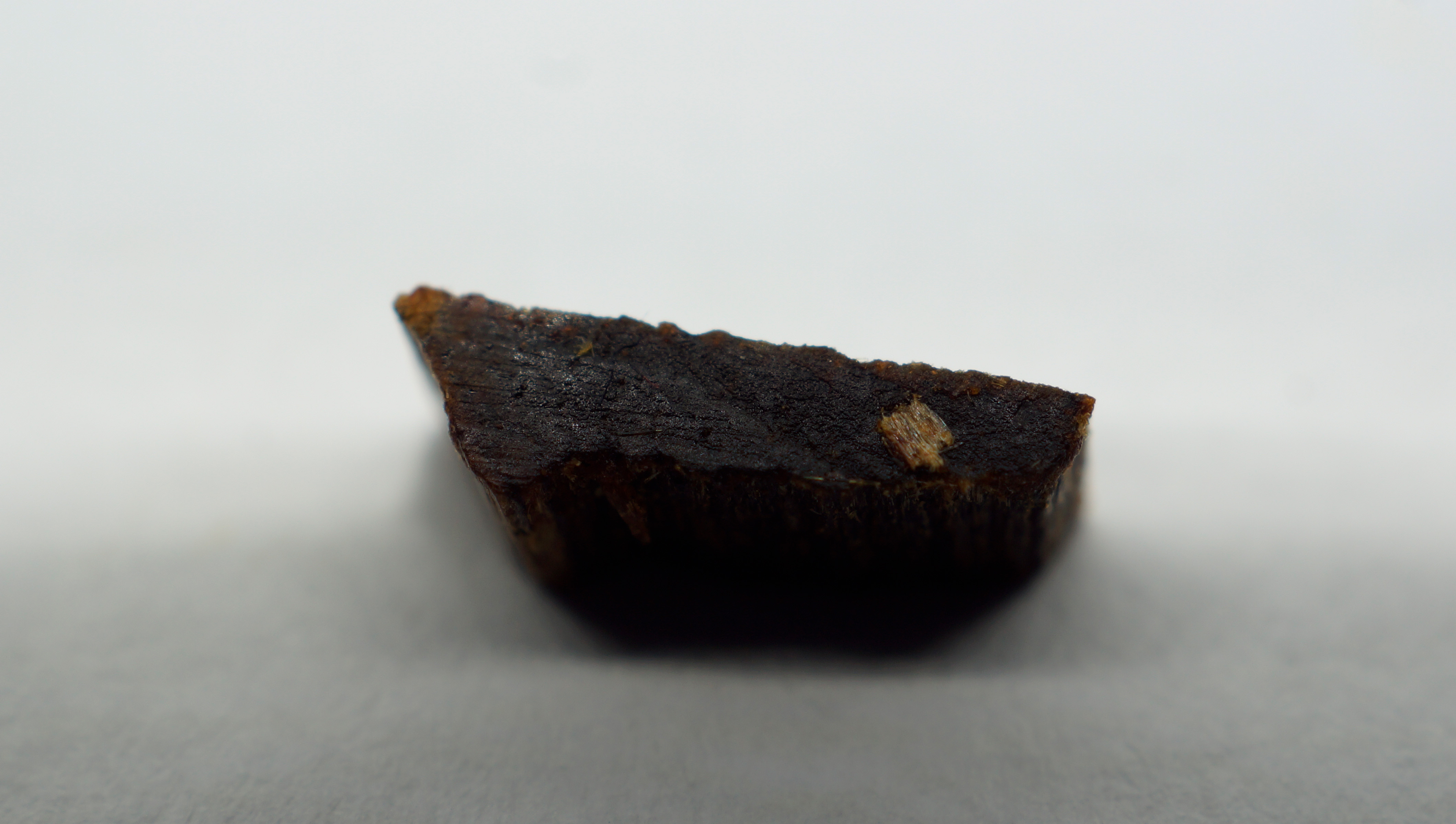 [Ouddict.com] Oud Wood