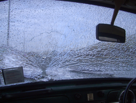Windscreen-Replacement-Sydney