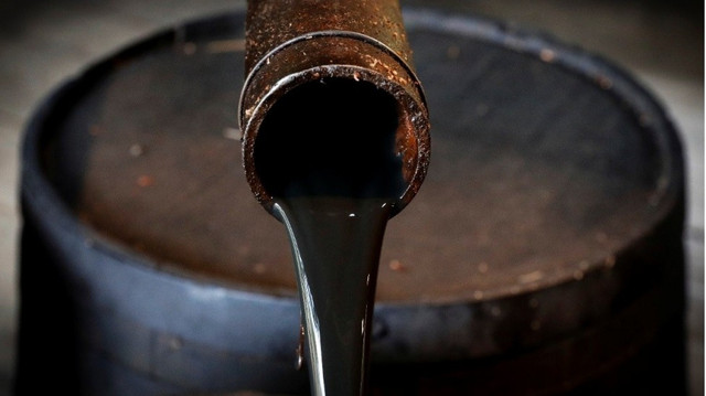 Giá xăng dầu hôm nay 1 9 Dầu Brent và WTI cùng lao dốc