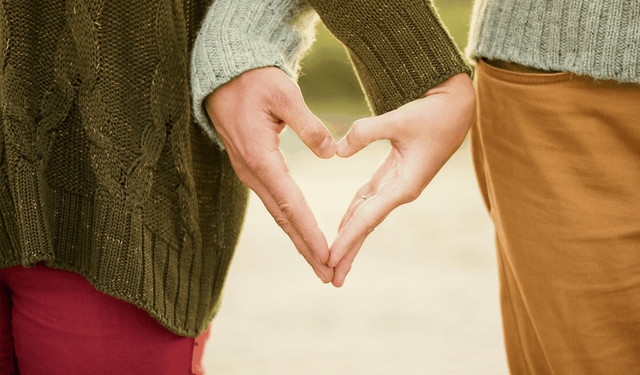 Teen-Dating-19