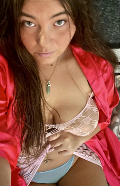 Wife Mom Aunty ki incest dunia with pics & Gifs