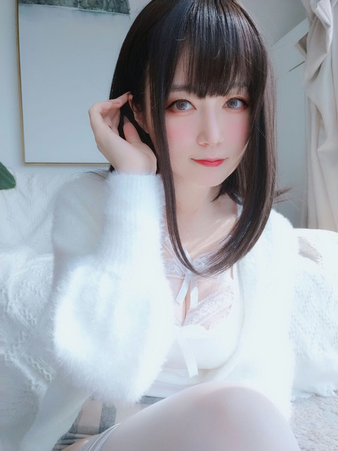 1-044