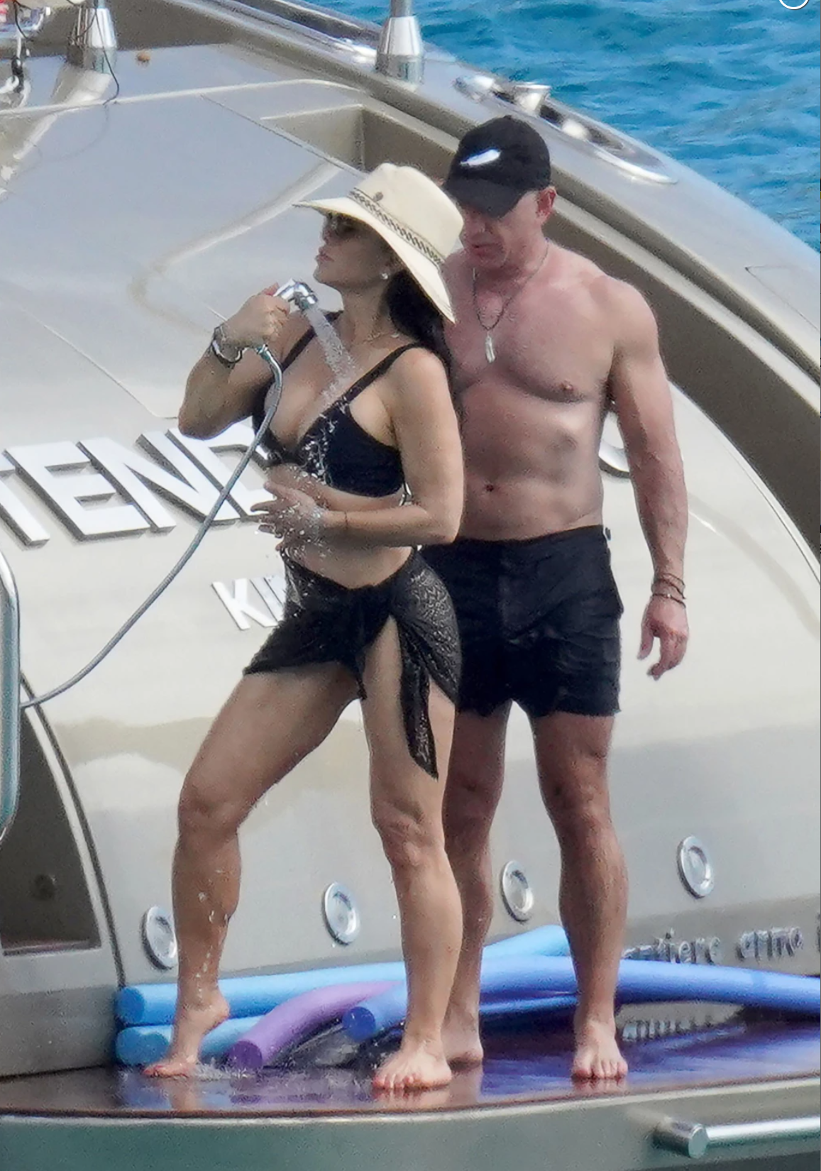 bezos.png
