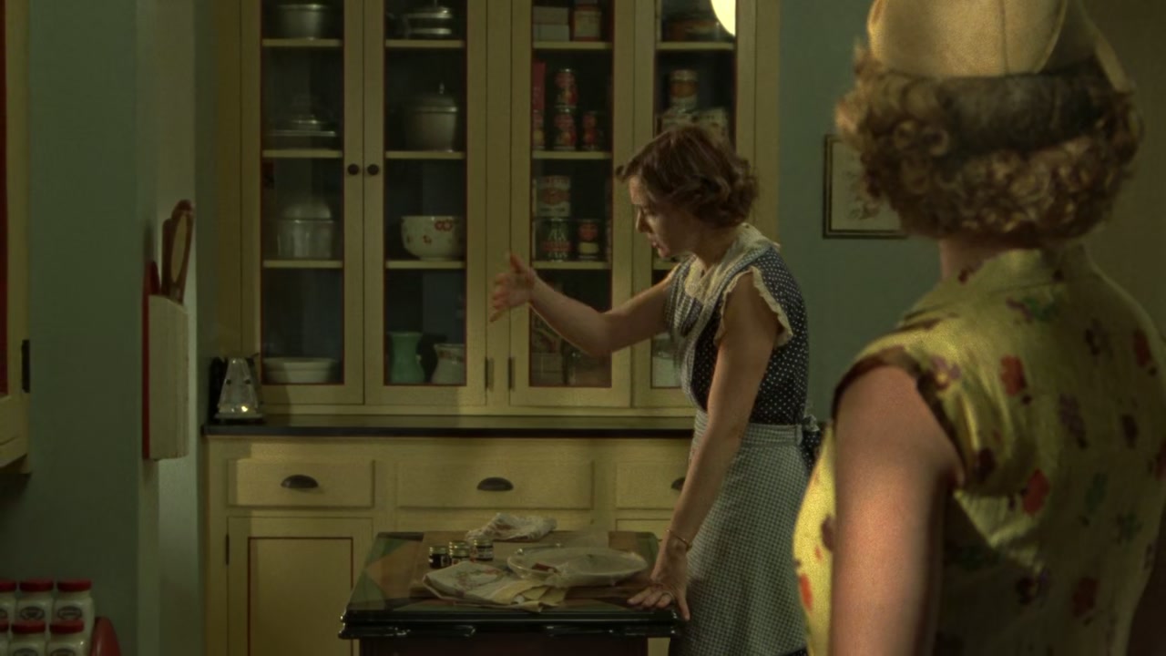 Mildred Pierce Screenshot