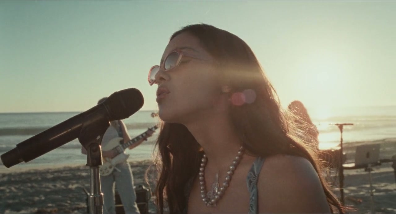 Olivia Rodrigo: Driving Home 2 U Screenshot
