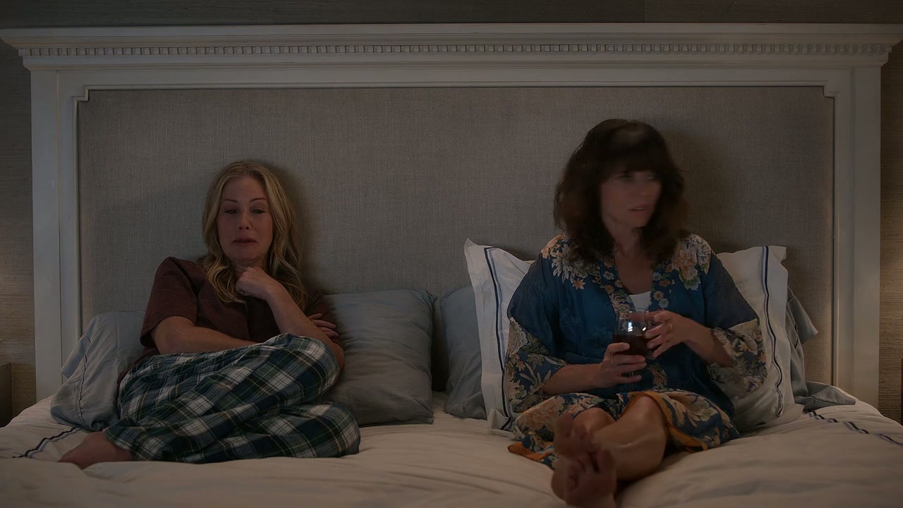 Dead to Me Screenshot