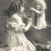 1910prayingdoll