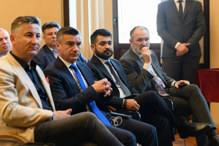 PNL Iași este sfâșiat între Bolojan și Veștea: acuzații dure și riposte la Biroul Politic Județean