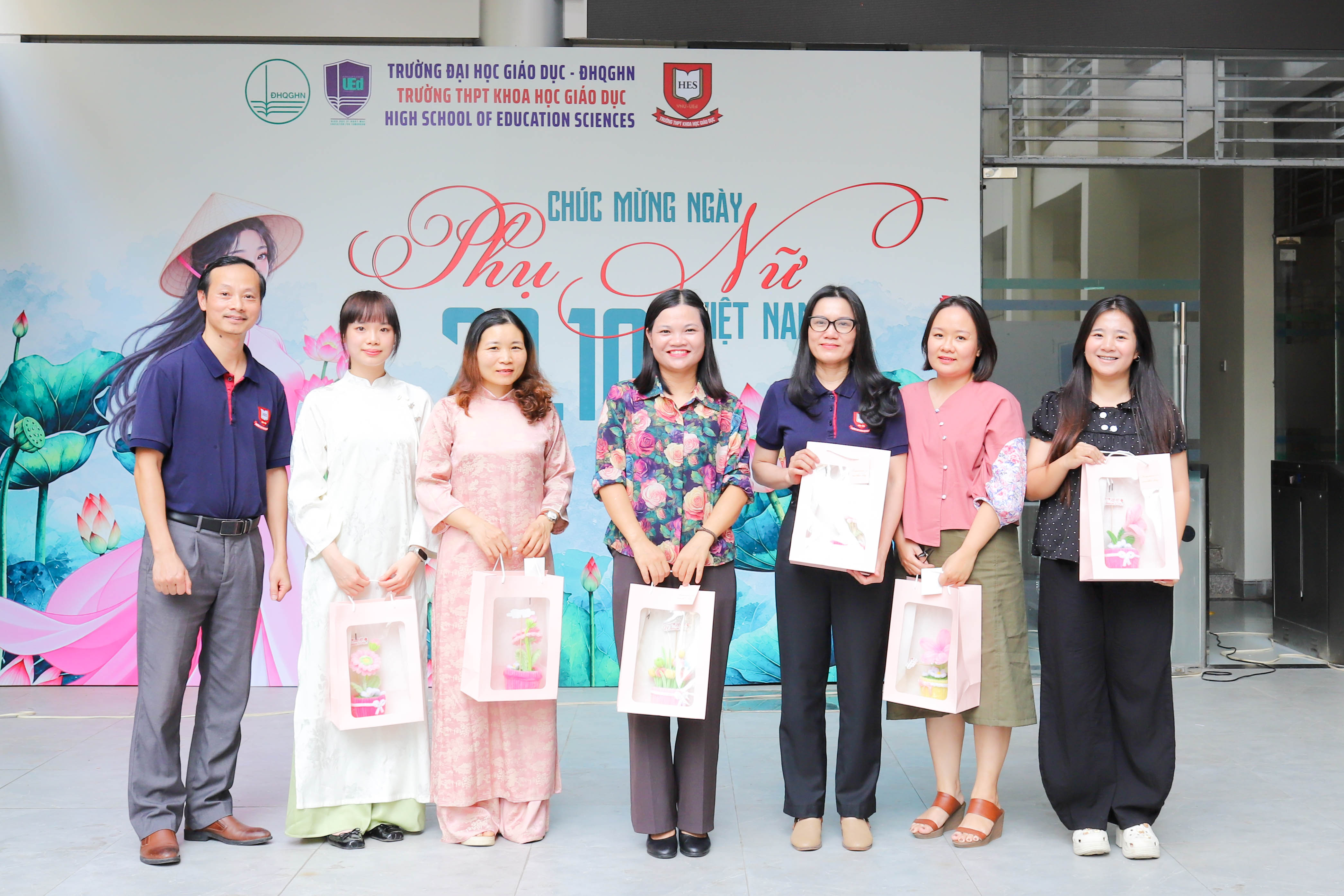 Kỷ niệm 20/10 HES 11