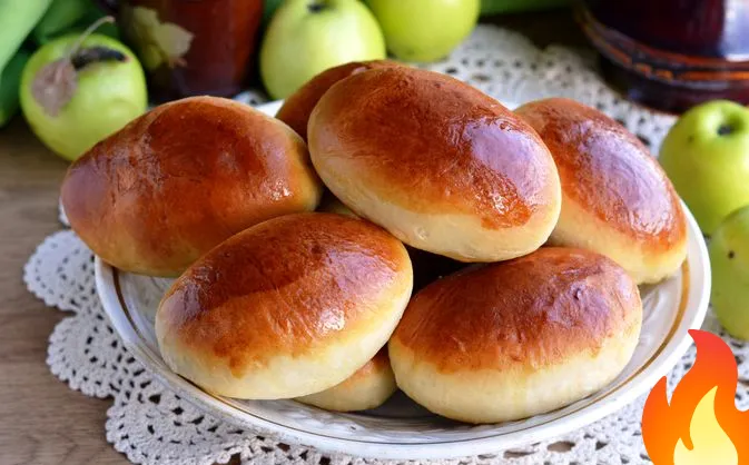 Постер Дрожжевые пирожки с яблоками
